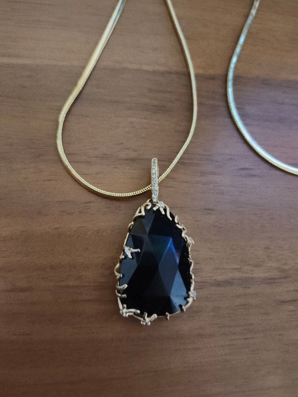 Kendra Scott Black Luxe Nest Gold Pendant Necklace